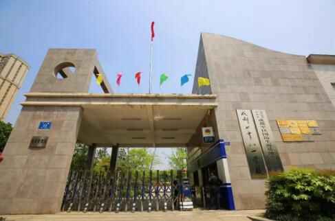 2018成都七中八一学校中考成绩升学率（中考喜报）