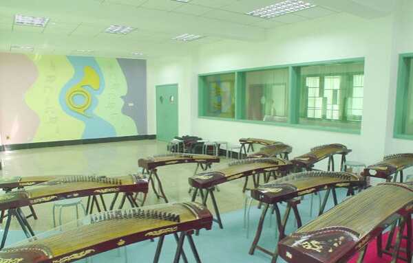 武汉崇仁路小学(民办)收费标准(学费)及学校简介