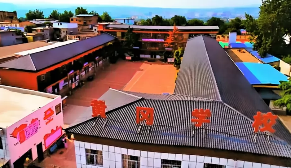 三门峡湖滨区新时代精英学校收费标准(学费)及学校简介