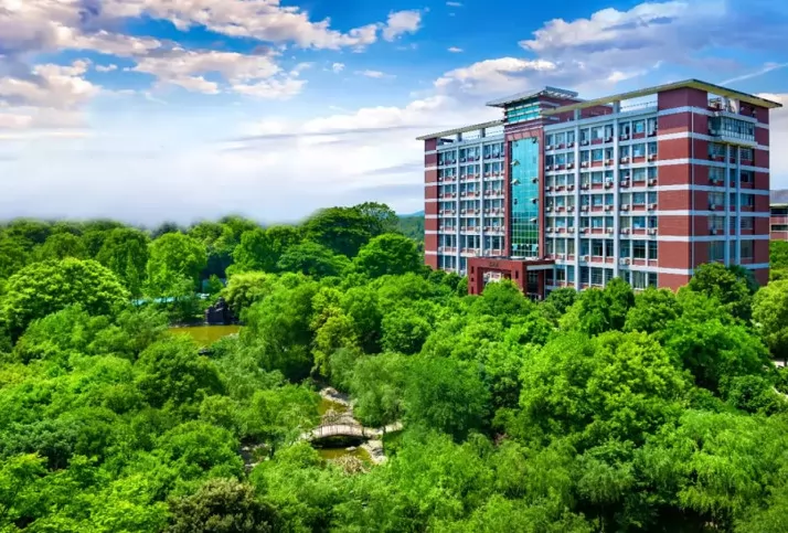 长沙高新区思沁学校收费标准(学费)及学校简介