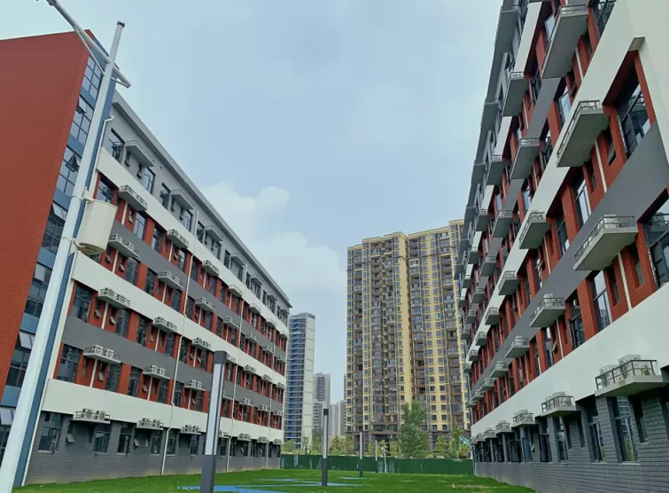 武汉问津育美高级中学