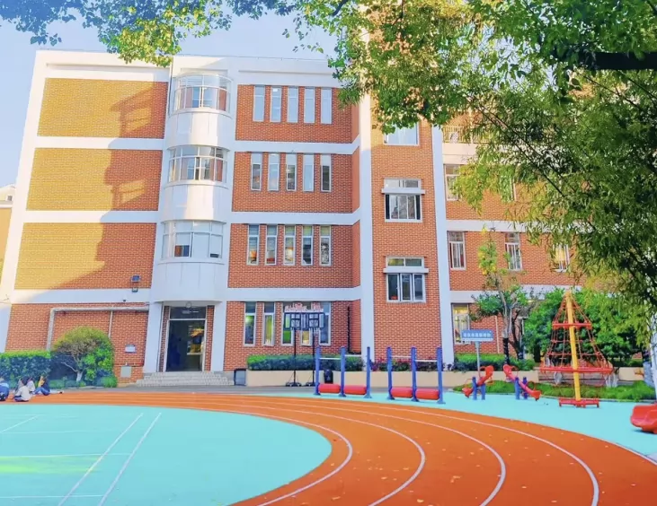上海市民办东展小学收费标准(学费+住宿费)及学校简介