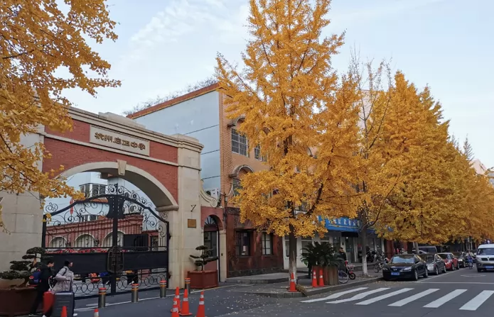 杭州启正中学收费标准(学费+住宿费)及学校简介