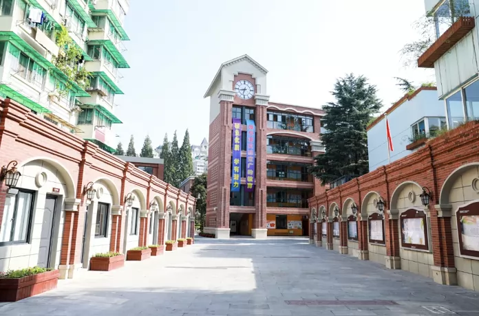 杭州启正中学