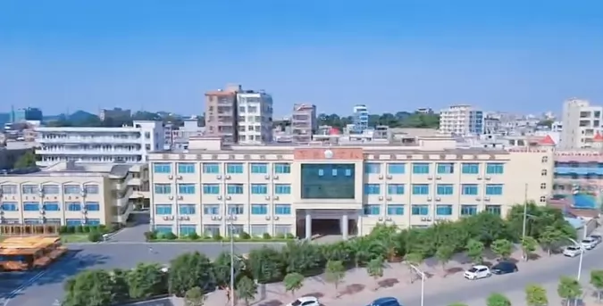 2025年东莞市大岭山华强学校春季插班生招生简章及收费标准