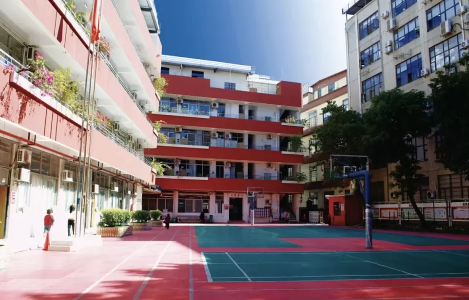 天骄中英文学校
