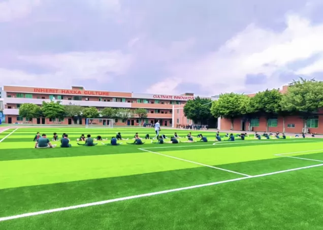 广州市番禺区新英才中英文学校收费标准(学费+住宿费)及学校简介