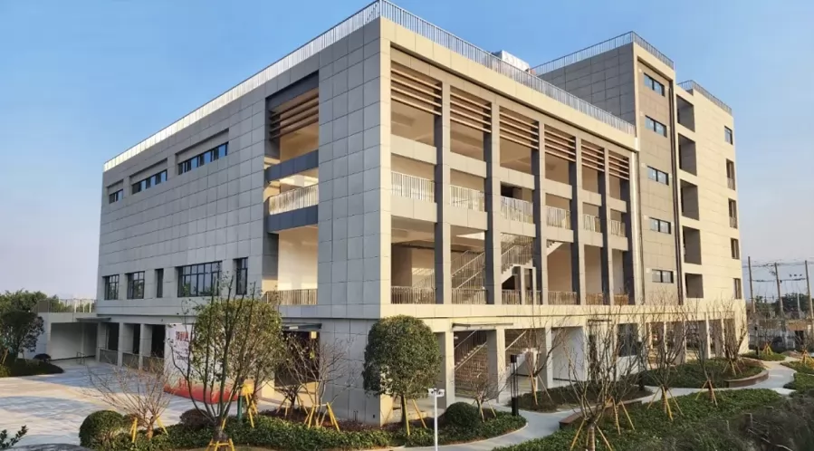 温州市第五十一中学收费标准(学费+住宿费)及学校简介