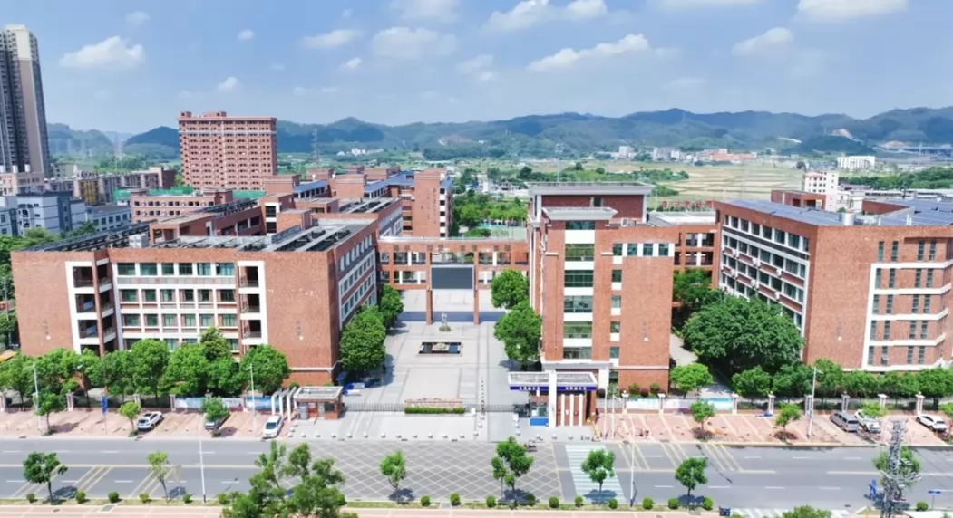 东莞市水霖实验学校收费标准(学费+住宿费)及学校简介