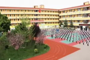 2025年昆明市盘龙区龙泉育才学校招生简章