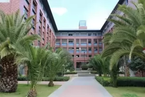 2025年昆明市官渡区北京八十学校小升初招生简章及收费标准